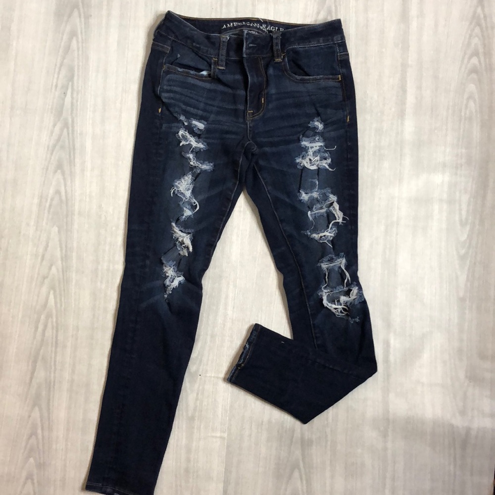 American Eagle distressed jeans